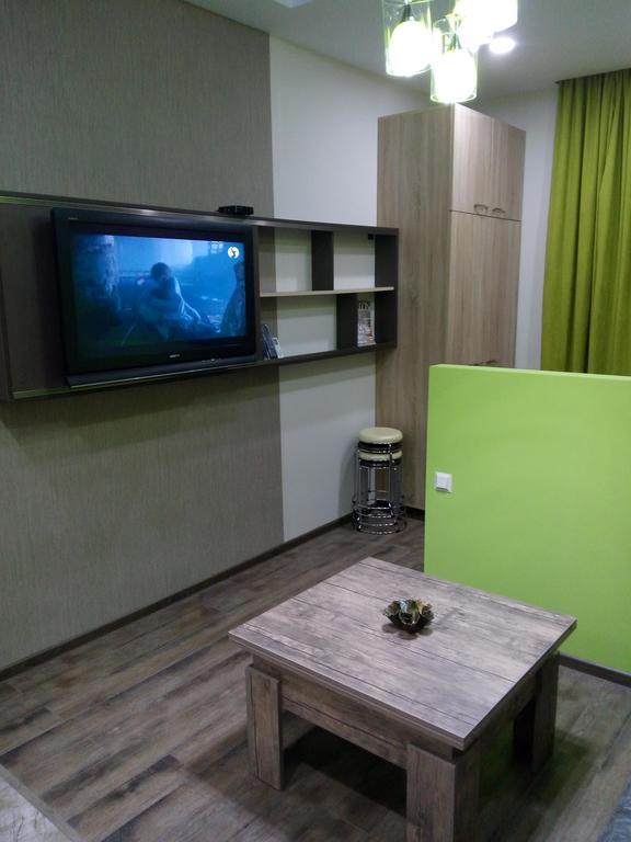 Studio Apartment In Batoemi Buitenkant foto